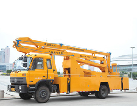 Skylift Rental in Klang | Sky Lift For Heavy Lifting at Port